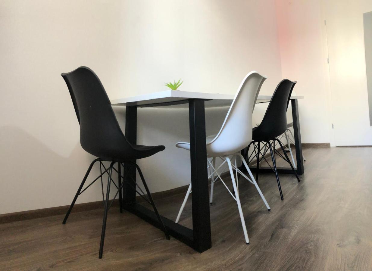 Max Apartament Apartman Brassó Kültér fotó